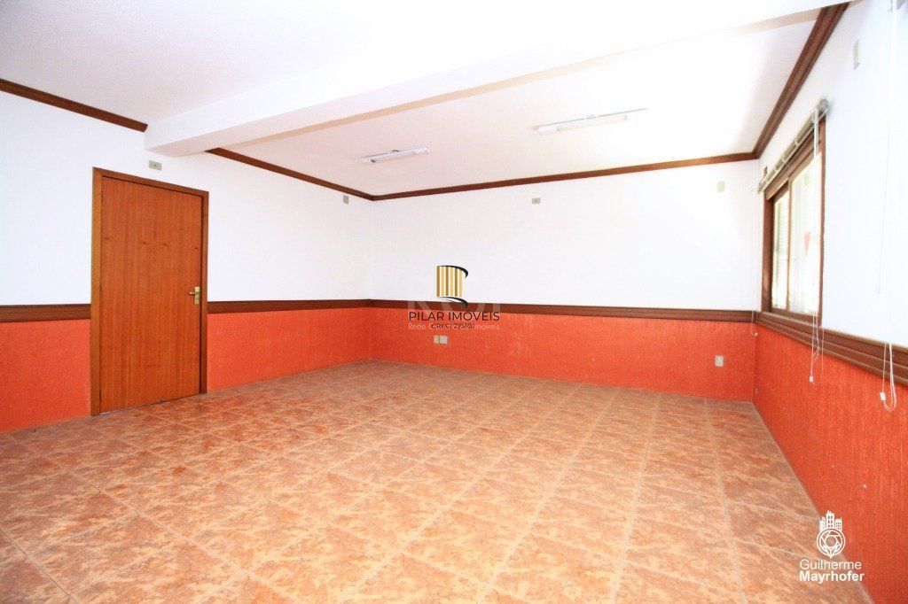 Casa para Venda - 258m², 3 dormitórios, sendo 1 suites, 3 vagas - Rio Branco