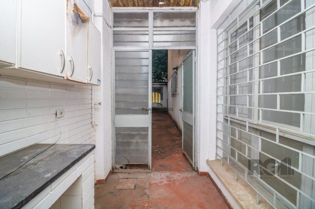 Casa 5 dormitórios no bairro Farroupilha