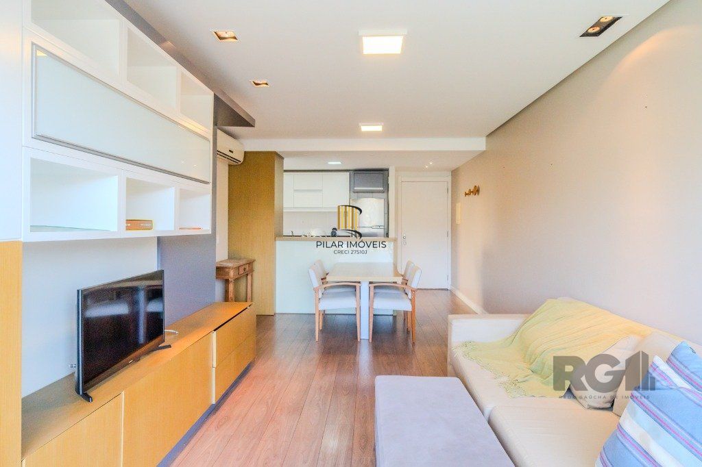 Apartamento de 2 dormitórios com 1 vaga no bairro Teresópolis