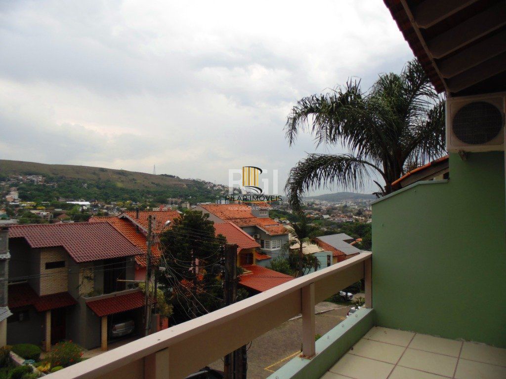 Casa Condominio para Venda - 190.4m², 3 dormitórios, sendo 1 suites, 4 vagas - Nonoai