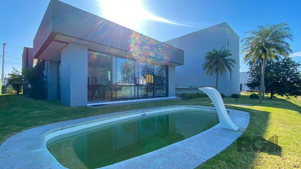 Casa de Condomínio 3 dormitórios no bairro Centenário