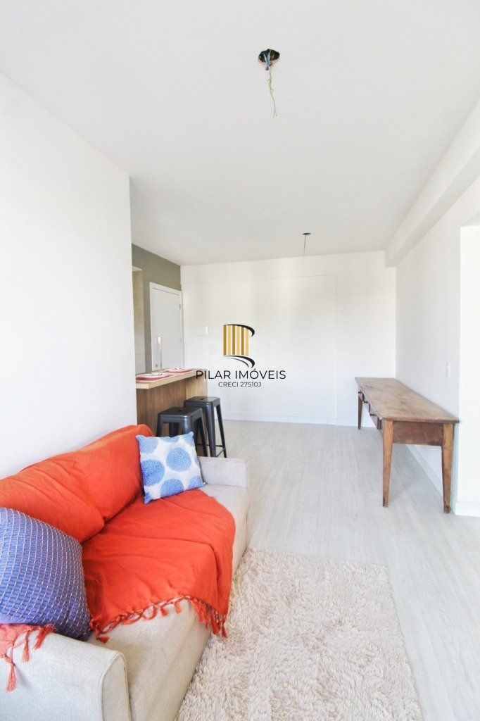 Apartamento para Venda - 49.58m², 2 dormitórios, 1 vaga - Teresópolis