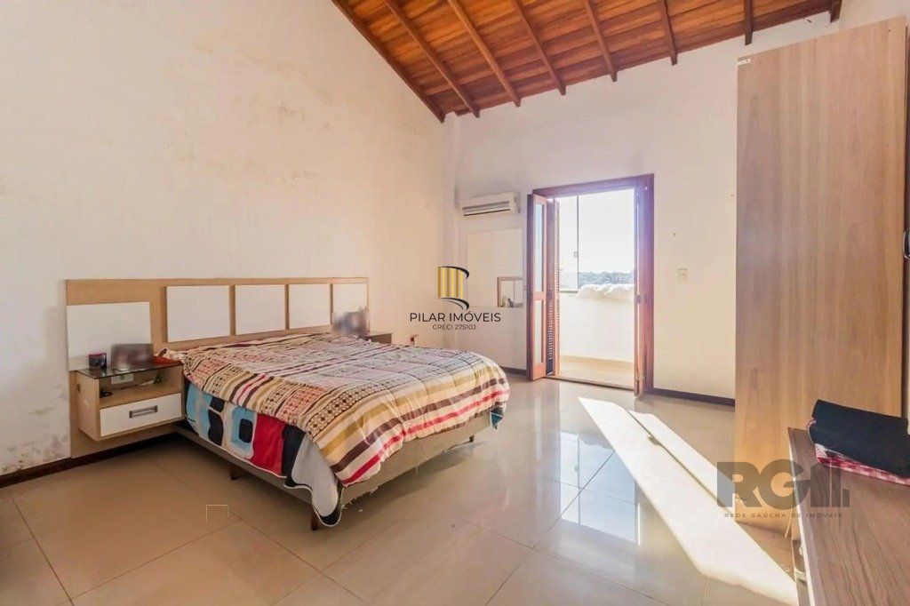 Casa com 3 dormitórios no bairro Cascata, Porto Alegre