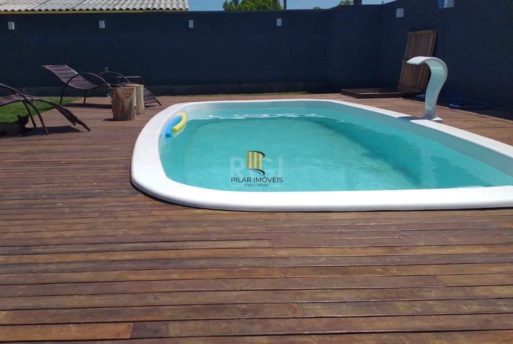 Casa para Venda - 160m², 3 dormitórios, sendo 1 suites, 2 vagas - Igra Sul