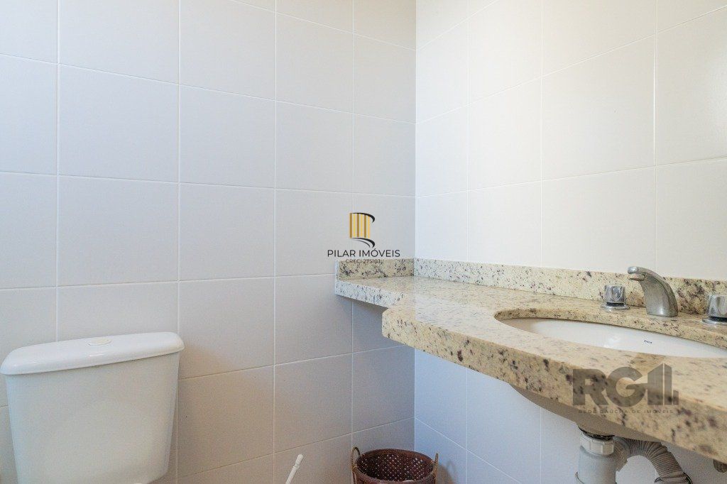 Apartamento de 2 dormitórios com 1 vaga no bairro Teresópolis