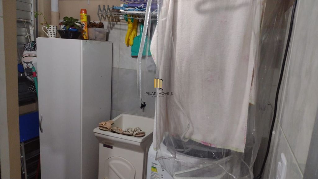 Apartamento 2 dormitórios térreo com pátio em Teresópolis