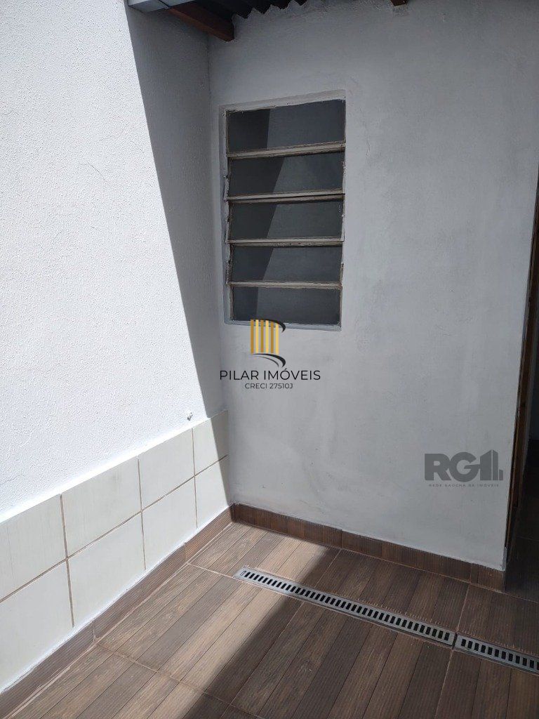 Loja para Venda - 60m², 0 dormitórios, 3 vagas - Petrópolis