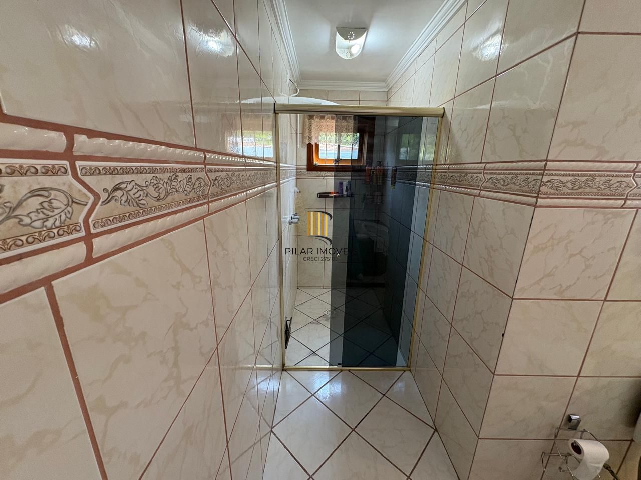 Casa residencial 234m² , 2 dormitórios no bairro Glória