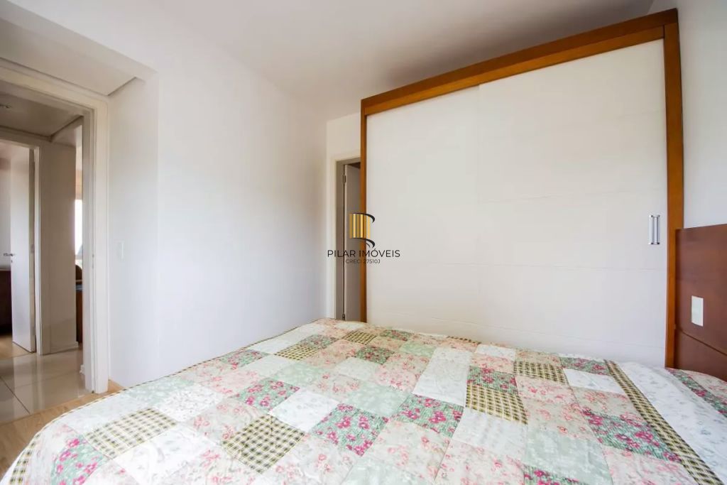 Apartamento de 2 dormitórios à venda no Jardim do Salso - Porto Alegre