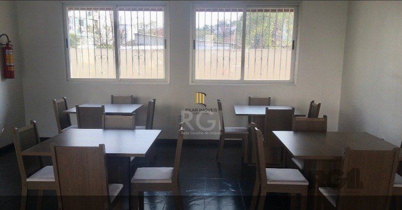 Apartamento 2 dormitórios no bairro Glória