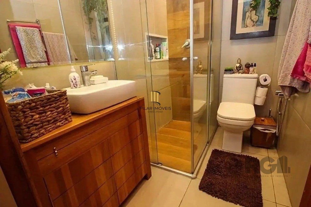 Casa com 3 dormitórios no bairro Medianeira