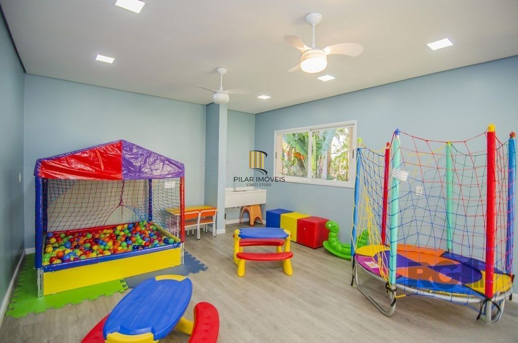 Apartamento 95m² - semi mobiliado, 3 dormitórios, 1 suíte e 2 vagas no bairro Passo da Areia