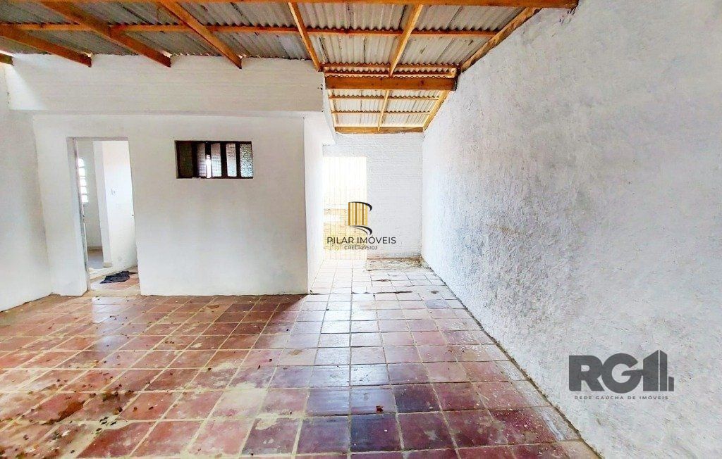 Casa de 3 dormitórios no bairro Cristal