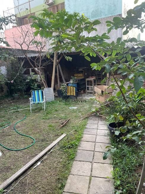Casa 94m² - 2 dormitórios, 1 vaga no bairro Jardim Botânico