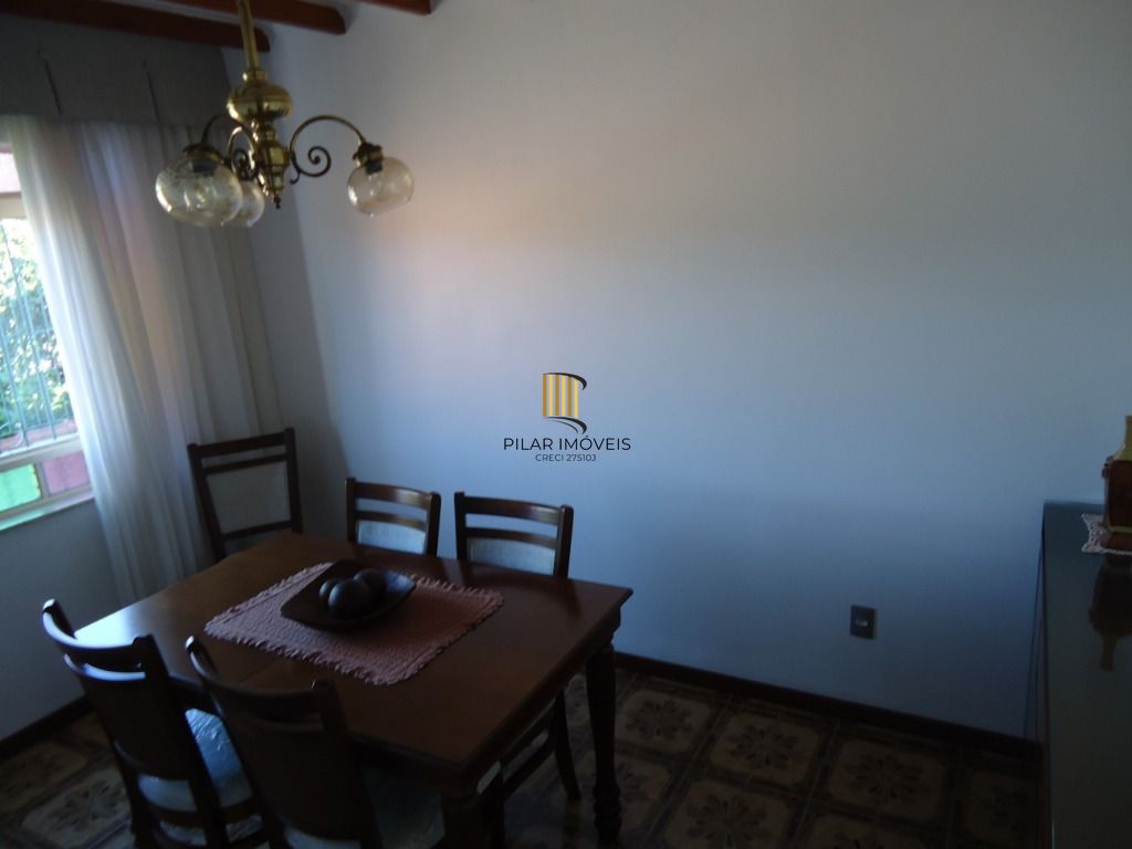 Casa para Venda - 750m², 4 dormitórios, sendo 2 suites, 5 vagas - Santa Tereza
