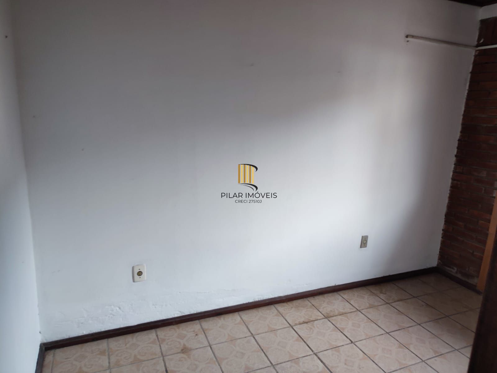 Casa 2 Dormitório(s) Bairro Ipanema