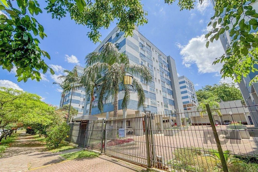 Apartamento 2 dormitórios, 1 vaga coberta no Bairro Teresópolis.