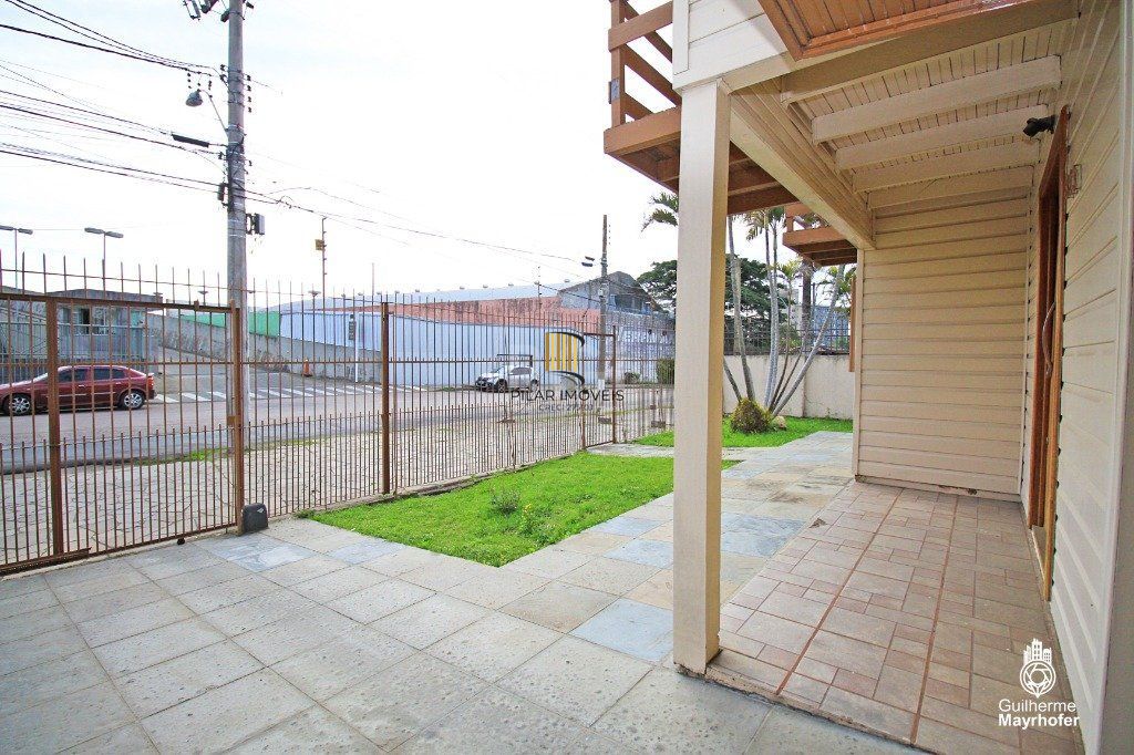 Casa para Venda - 235m², 3 dormitórios, sendo 1 suites, 3 vagas - Sarandi