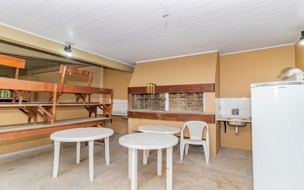 Apartamento 2 dorms à venda Avenida Clemenciano Barnasque, Teresópolis - Porto Alegre