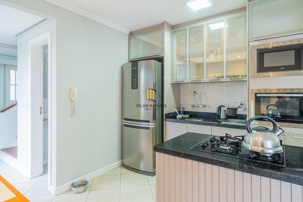 Casa em condomínio de 127m² no bairro Teresópolis