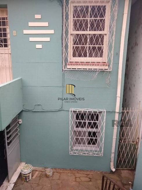 Casa de 4 dormitórios, Bairro Petrópolis