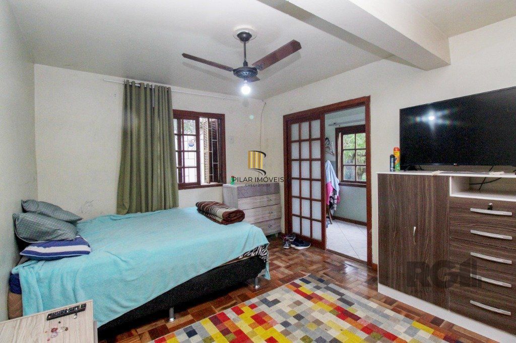 Casa 5 dormitórios no bairro Nonoai