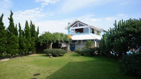 Casa para Venda - 500m², 7 dormitórios, sendo 2 suites, Atlântida