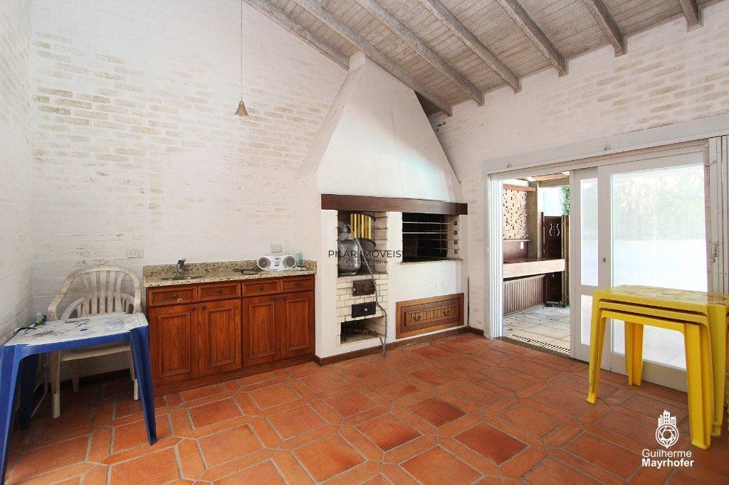 Casa para Venda - 393m², 4 dormitórios, sendo 2 suites, 4 vagas - Ipanema