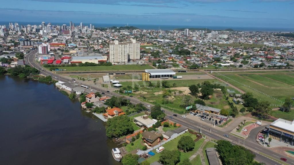 Terreno no bairro Beira Mar