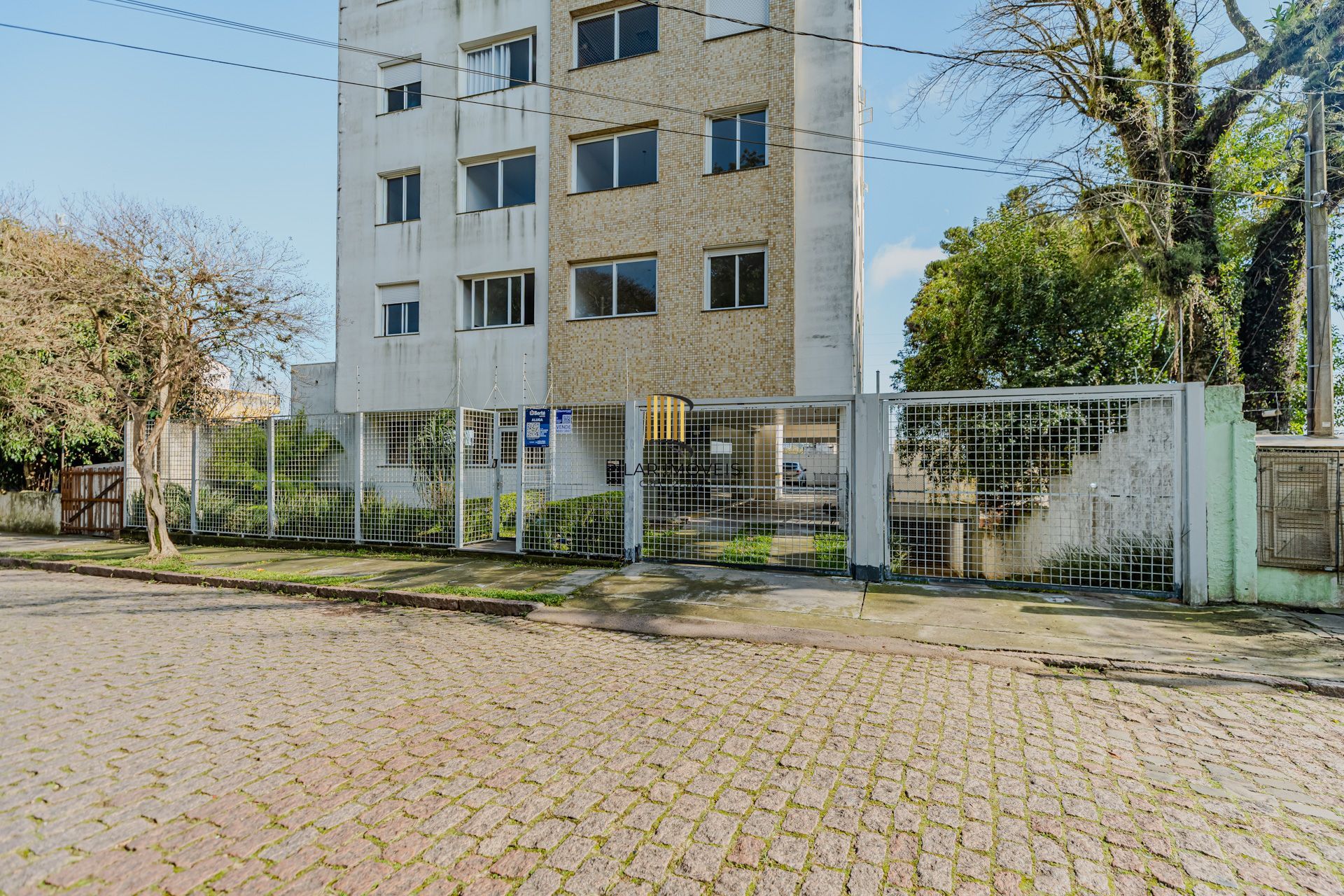 Apartamento para Venda - 59m², 2 dormitórios, sendo 1 suites, 2 vagas - Santa Tereza