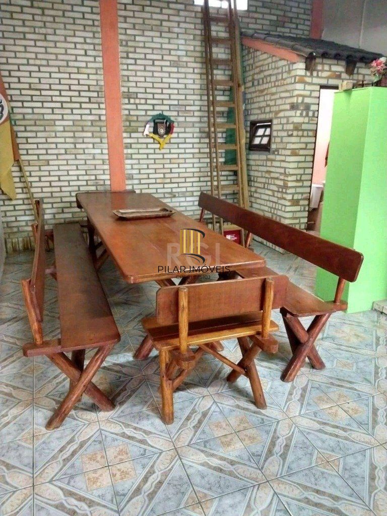 Casa para Venda - 320m², 4 dormitórios, 2 vagas - Vila Nova