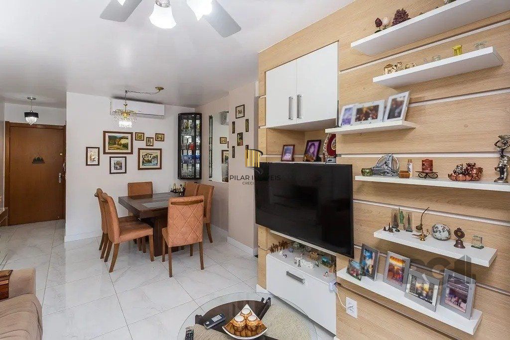 Apartamento com 3 dormitórios no bairro Jardim Carvalho