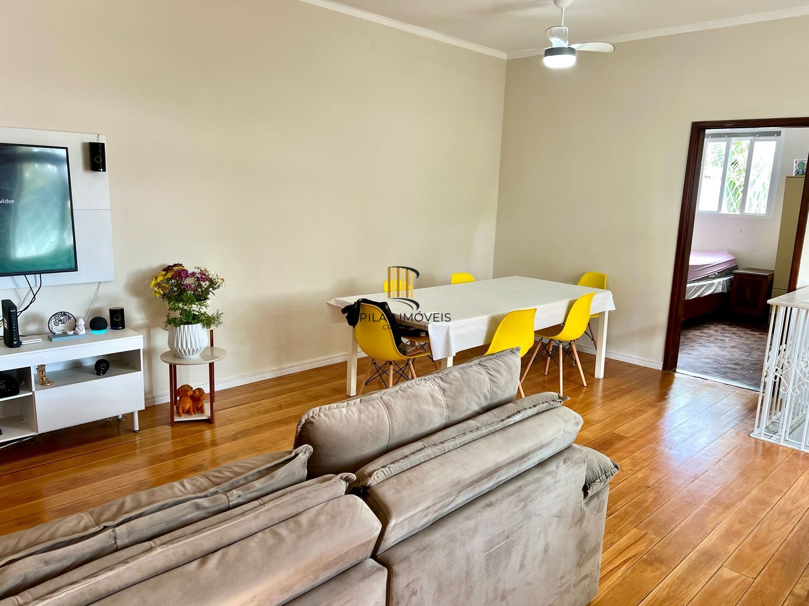 Casa Residencial à Venda no bairro Nonoai