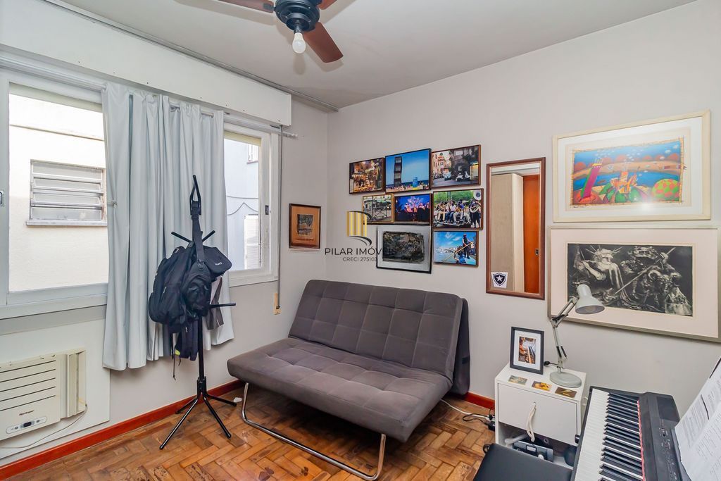 Apartamento 3 dorms à venda Rua Felipe Camarão, Rio Branco - Porto Alegre