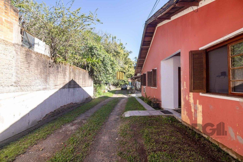 Casa 6 Dormitório(s) Bairro Vila Nova