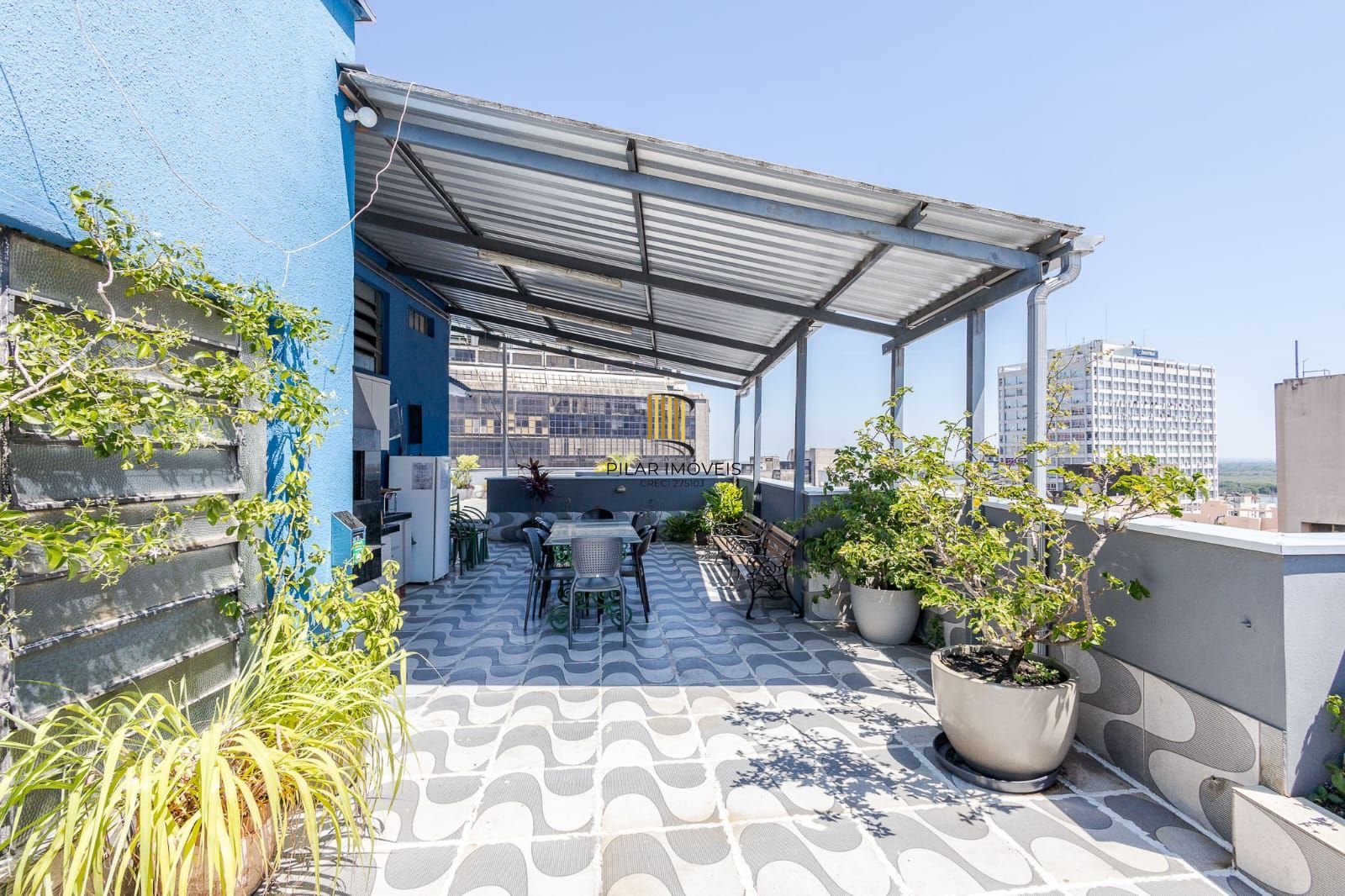 Apartamento de 80 m²semi mobiliado, 3 dormitórios e 1 suíte no Centro Histórico