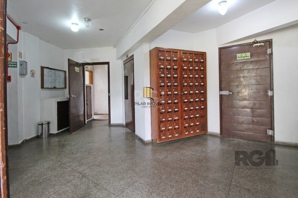 Apartamento 2 dormitórios no bairro Cavalhada