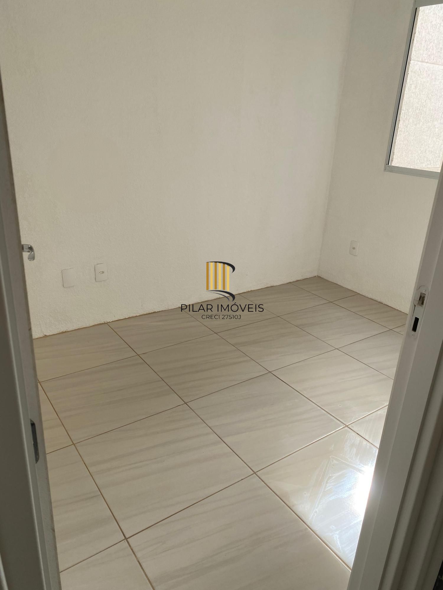 Apartamento de 2 dormitórios no Bairro Restinga