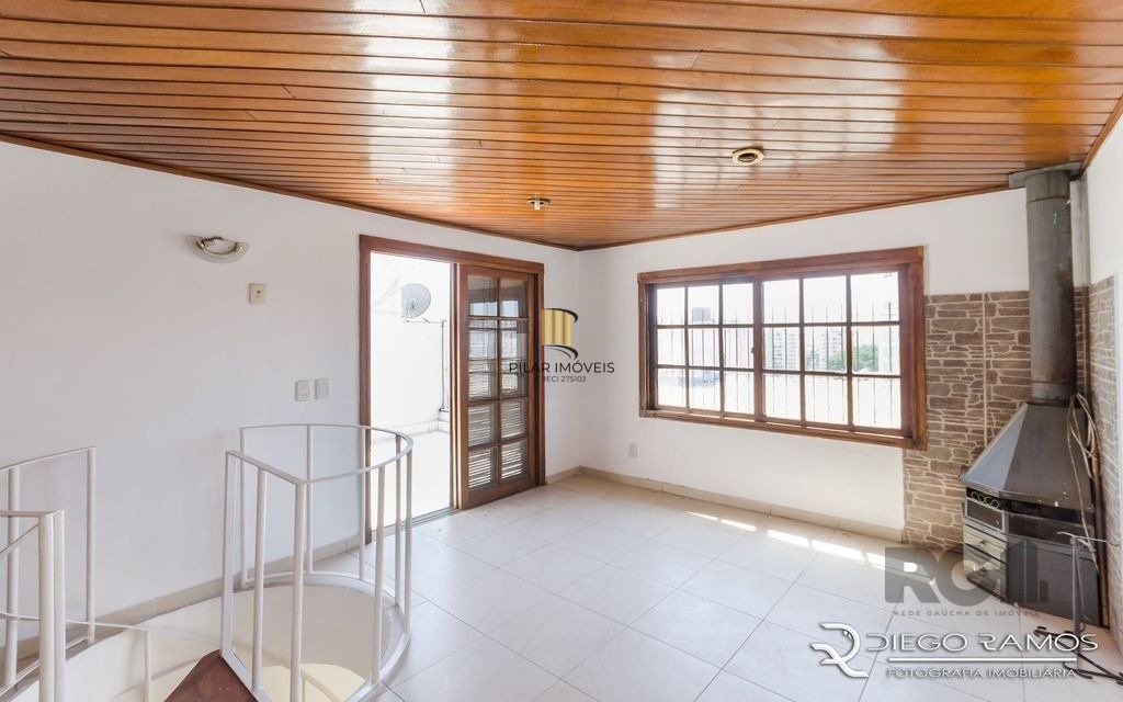 Cobertura para Venda - 73.12m², 2 dormitórios, 1 vaga - Cristo Redentor