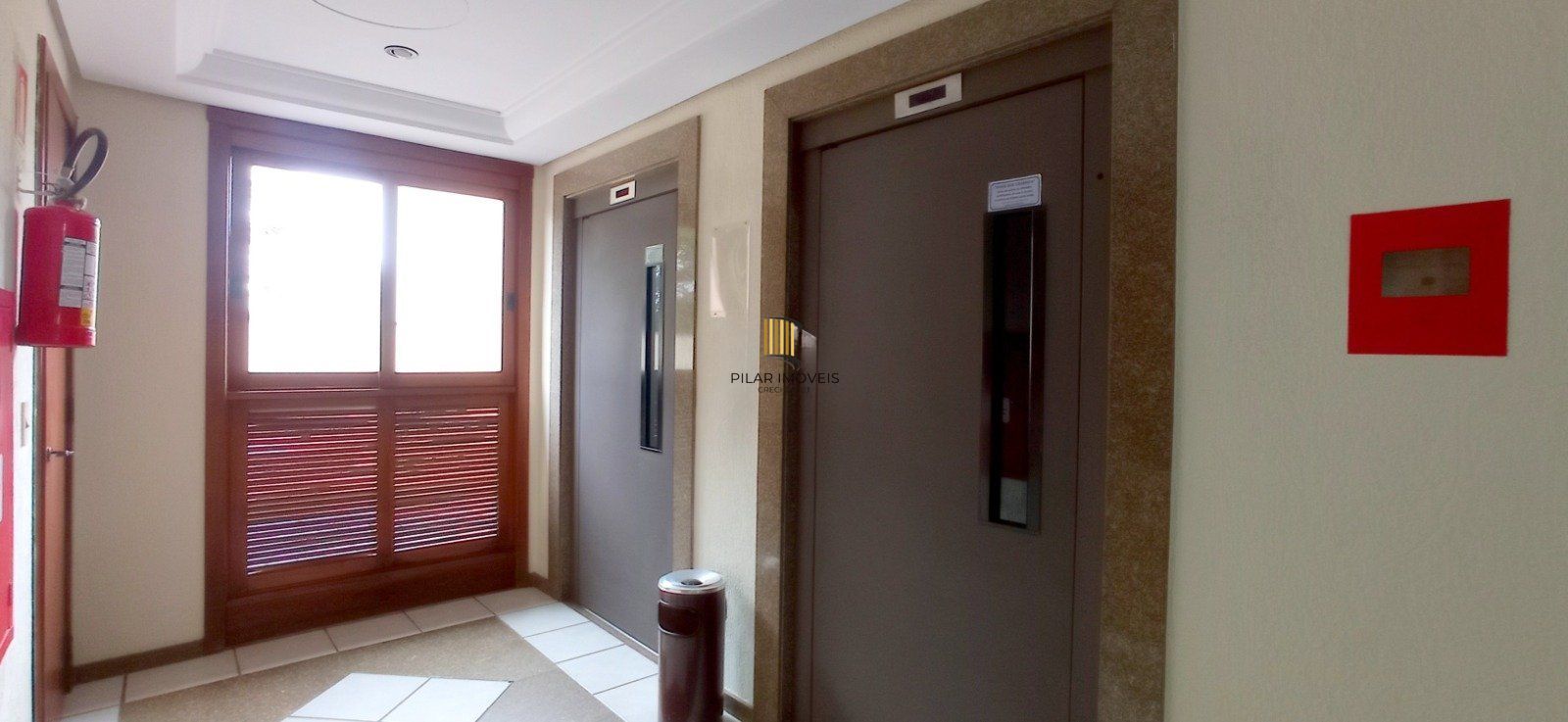 Apartamento com 2 quartos, 2 vagas e 57.37m²