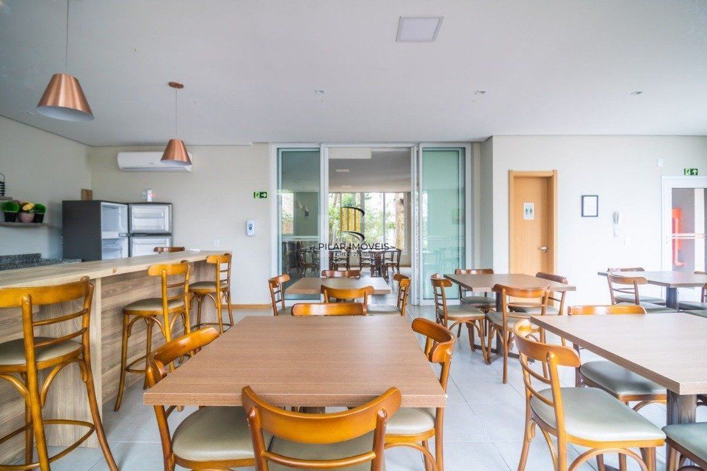 Apartamento para Venda - 62m², 2 dormitórios, sendo 1 suites, 2 vagas - Teresópolis