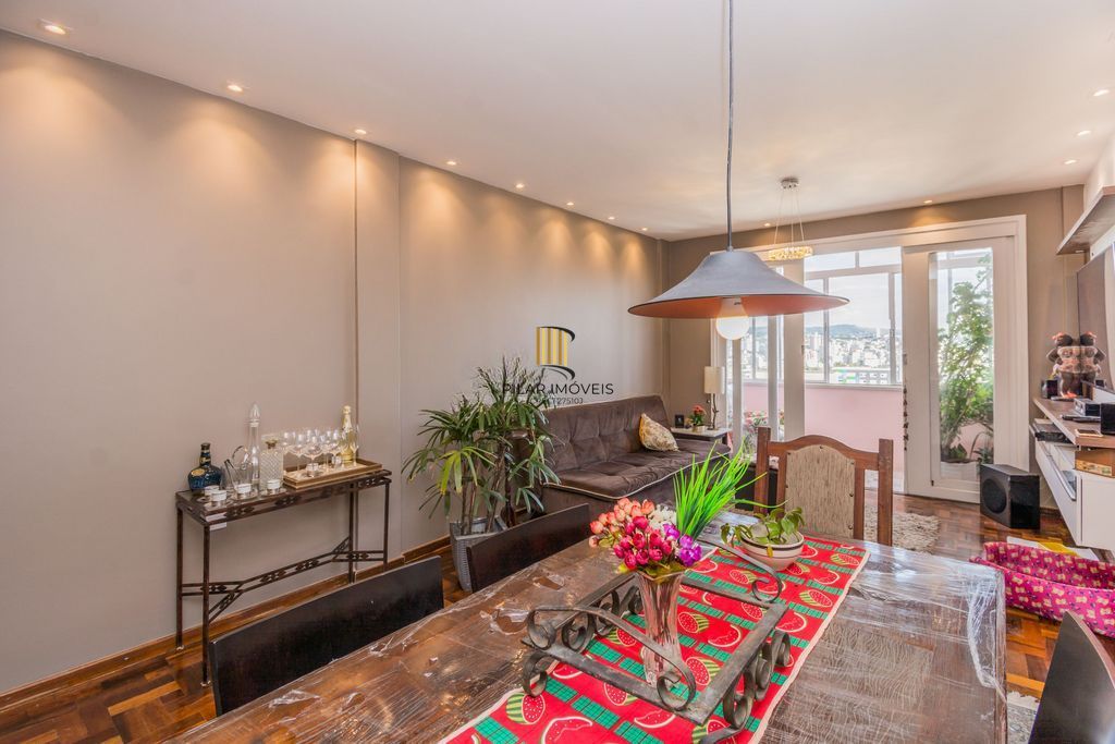 Apartamento de 3 dormitórios à venda no Bairro Rio Branco - Porto Alegre