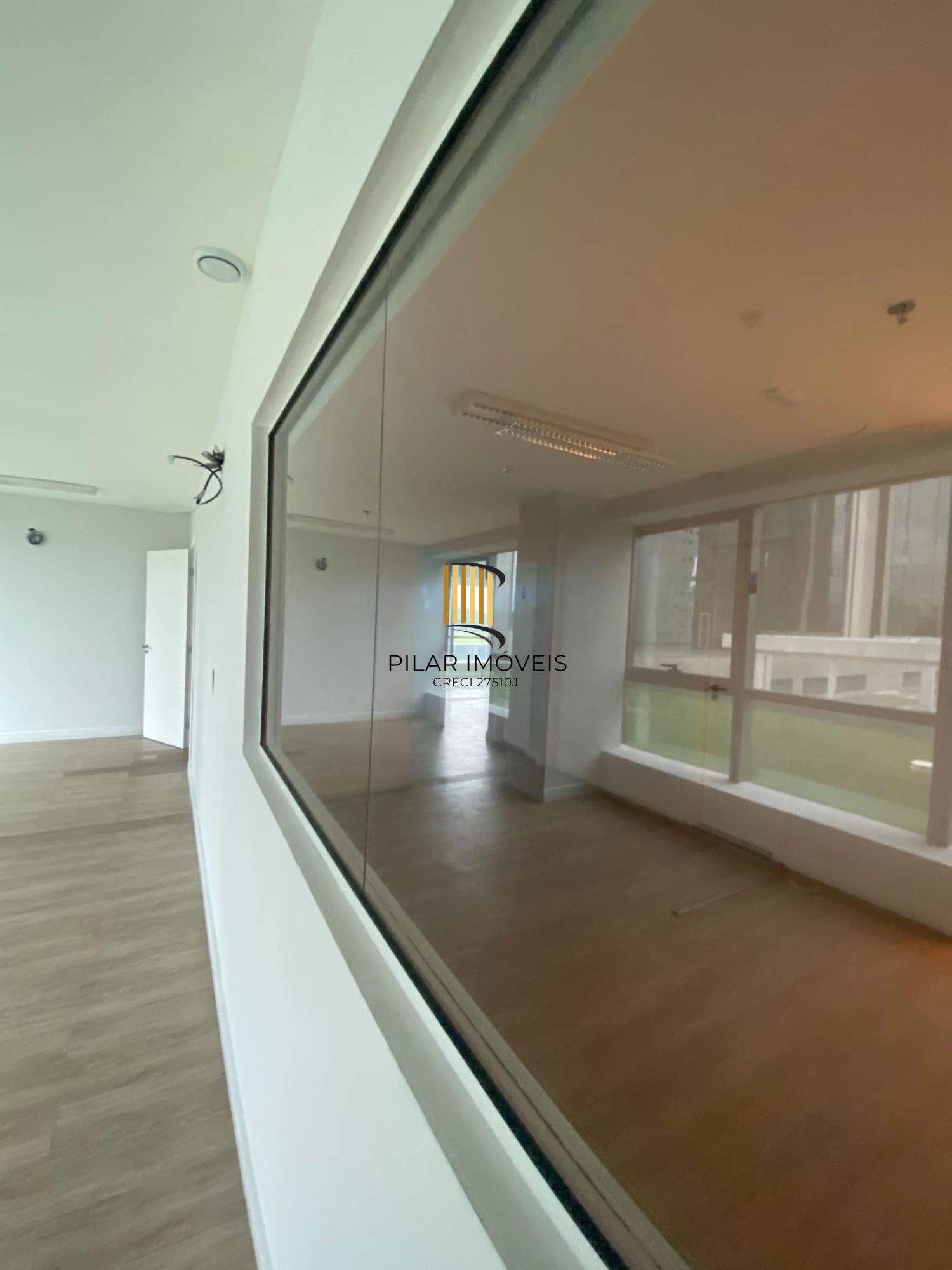 Sala Comercial no Bairro Praia de Belas - Porto Alegre