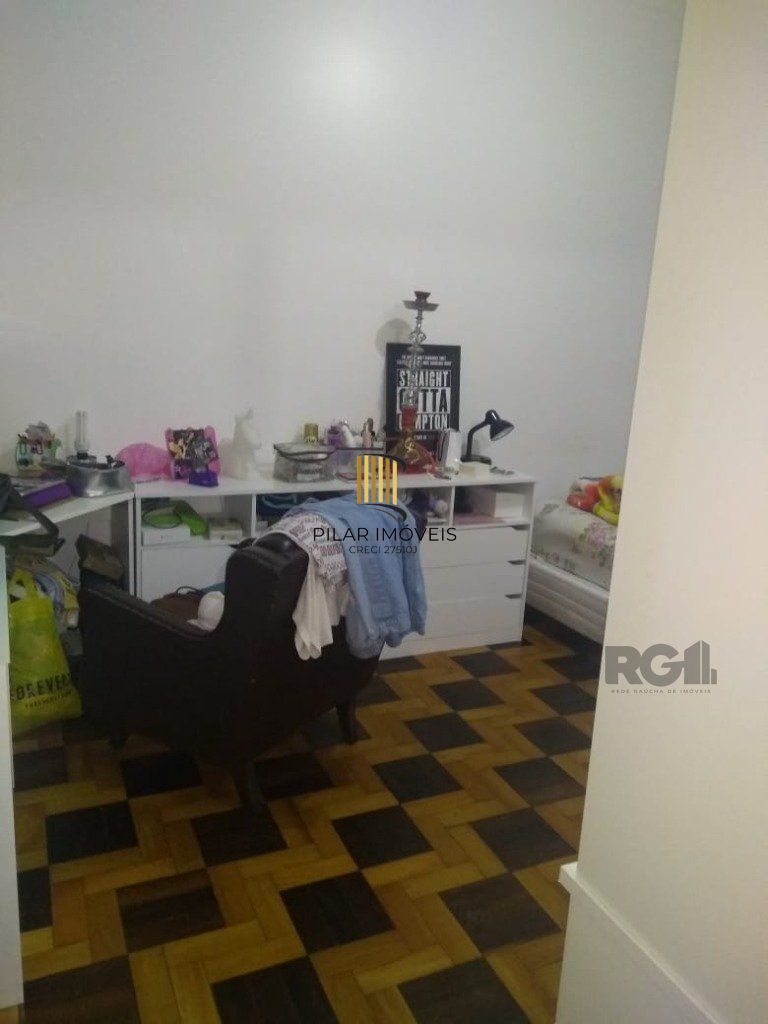 Apartamento de 3 dormitórios Térreo no bairro Moinhos de Vento