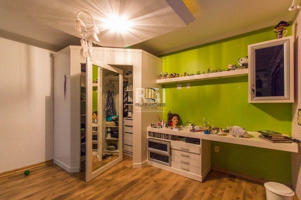 Sobrado para Venda - 499.98m², 4 dormitórios, sendo 3 suites, 4 vagas - Jardim Ipiranga