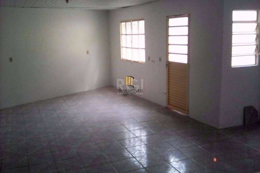 Sobrado 2 dormitórios no bairro Campo Novo
