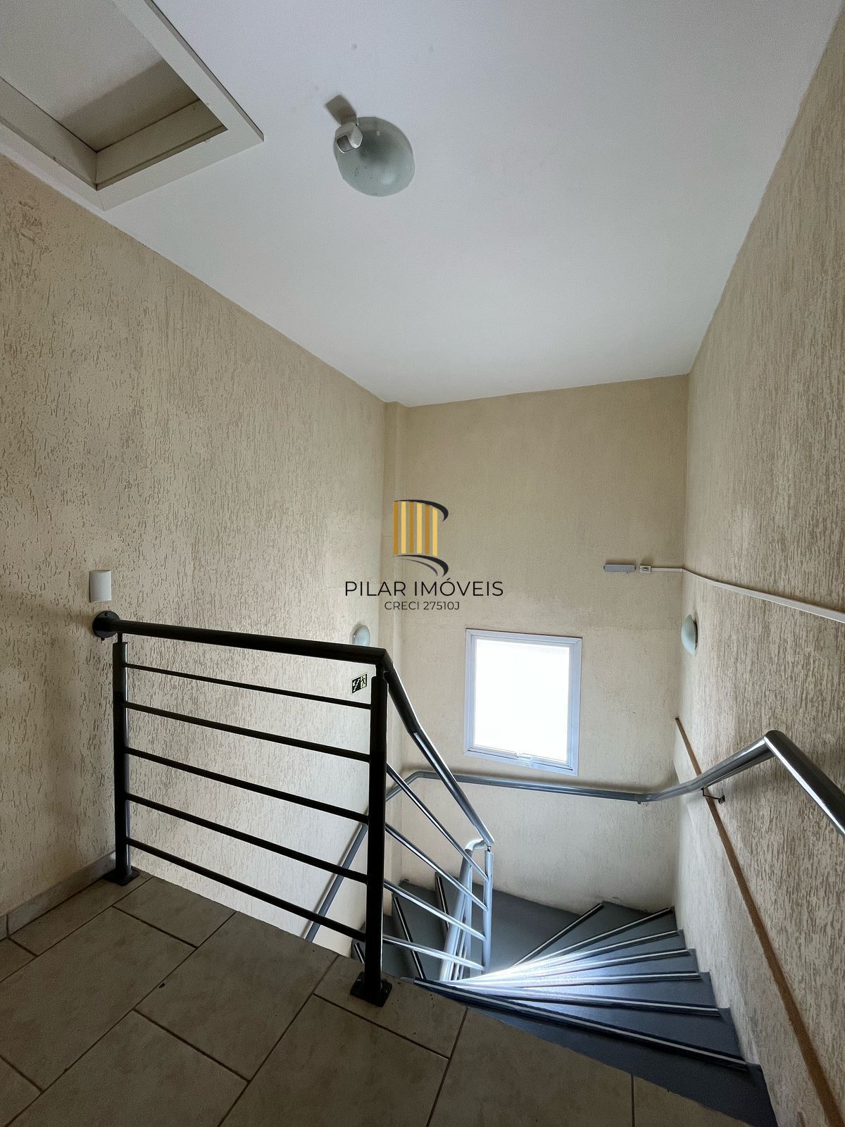 Apartamento 2 dormitórios no bairro Menino Deus