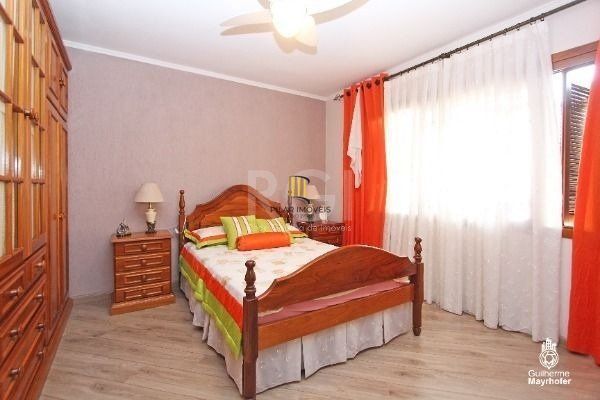 Excelente casa de 189m² com 3 dormitórios.