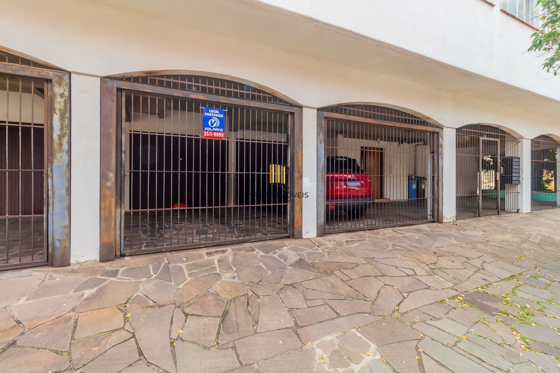 Apartamento de 2 dormitórios e 75m² à venda em no Bairro São Geraldo
