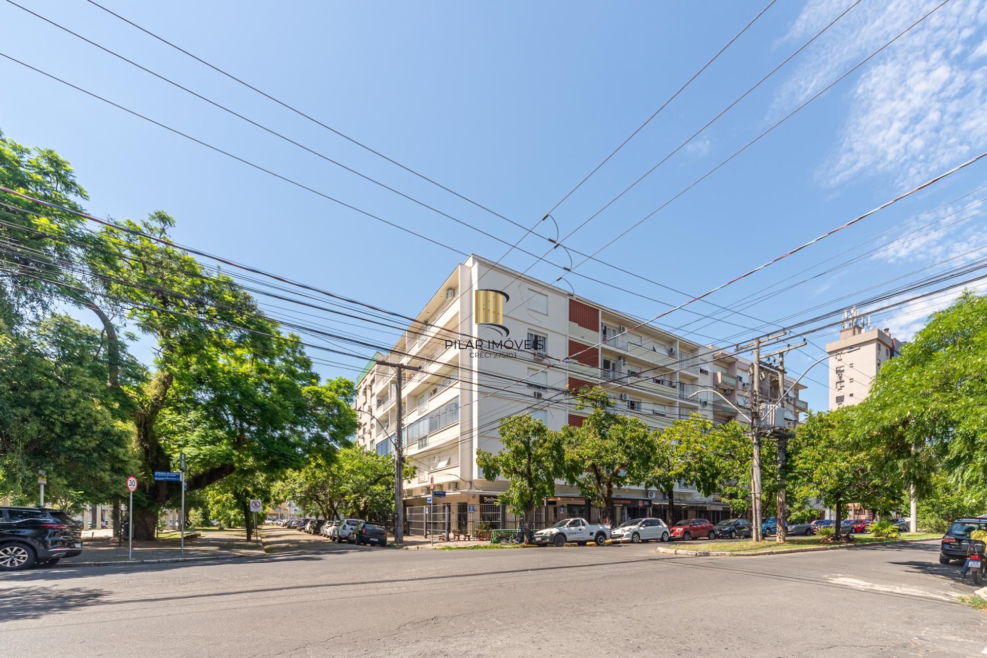 Apartamento de 3 dormitórios á venda no Bairro Santana, Porto Alegre